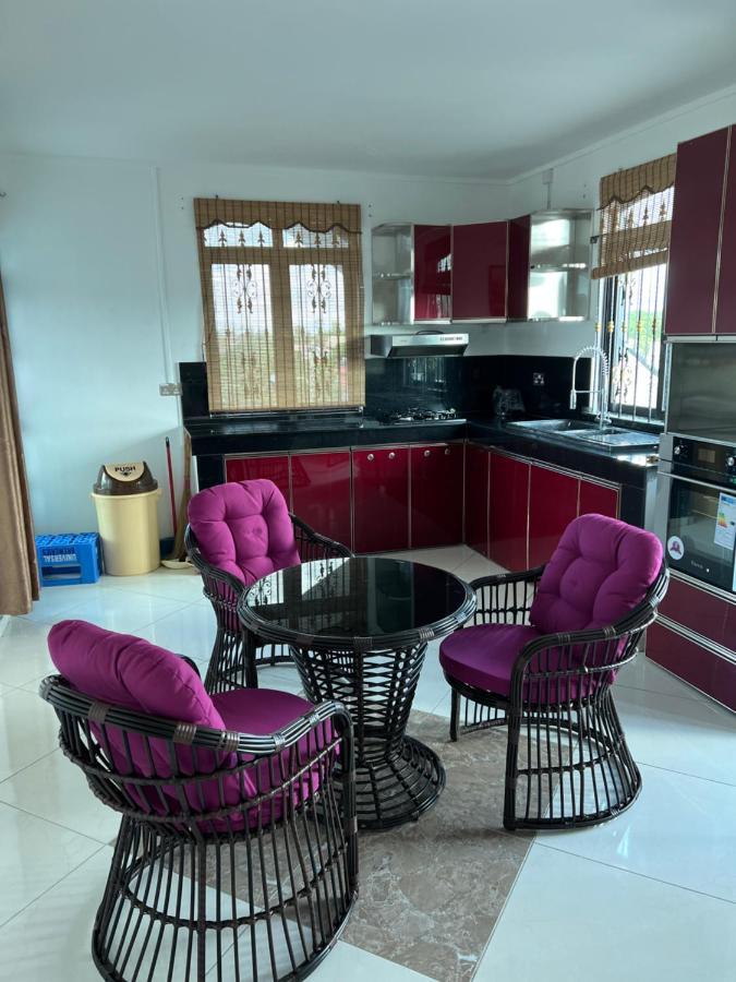 Indira Villa Grand-Gaube Exterior foto